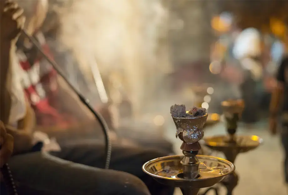 How High-End Hookahs Improve Lounge Session Consistency